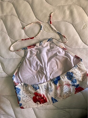38 Beden Bikini üstü