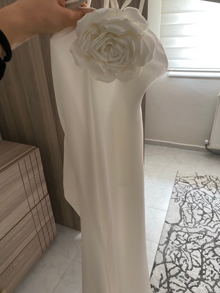 Beyaz Uzun Düz elbise - Görsel 3