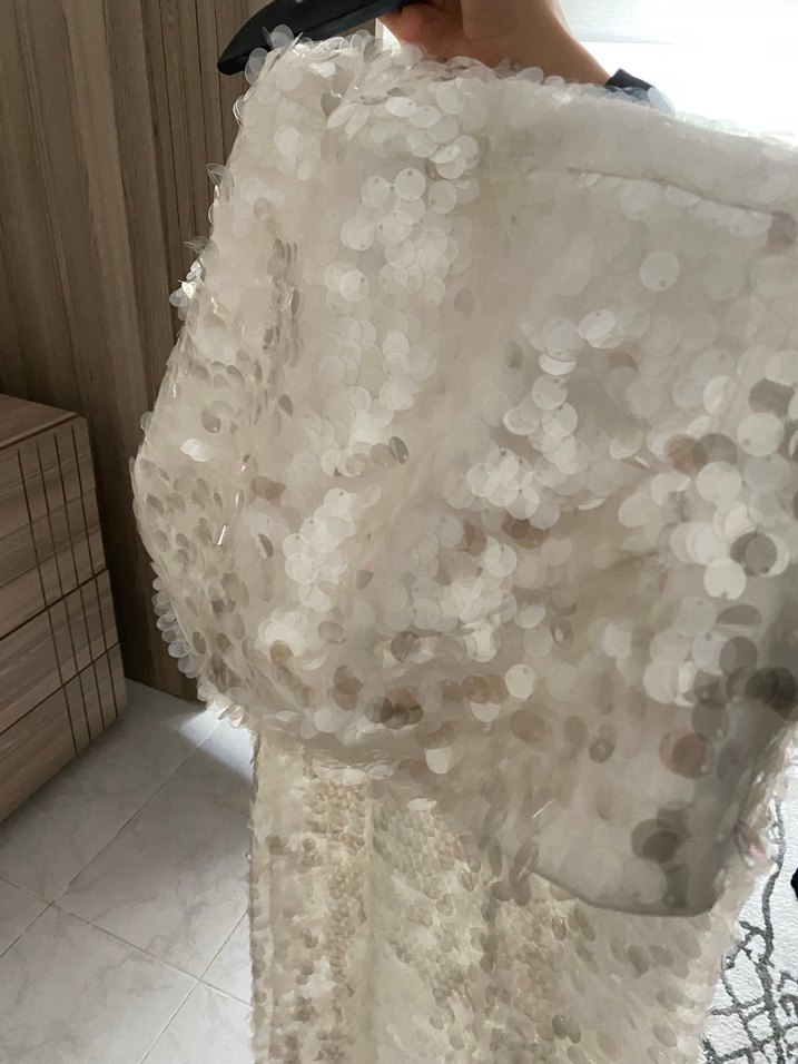 Beyaz Parlak payetli Uzun Straplez Elbise - Görsel 4