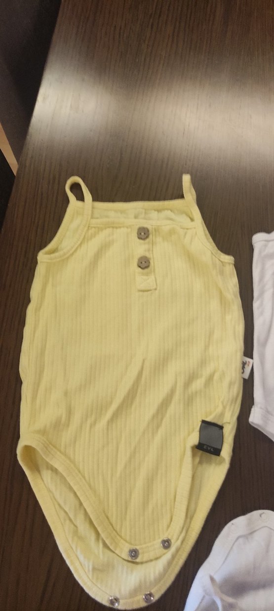 Sarı Düğmeli Askılı Bebek Çıtçıtlı Body - Görsel 2
