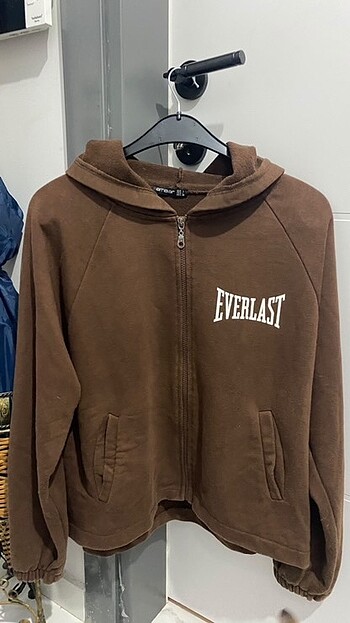Kahverengi fermuarlı ince sweat ceket