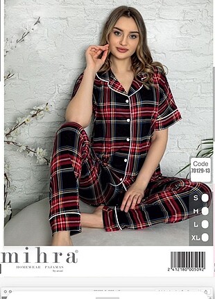 Diğer Yakalı ekose desenli pijama