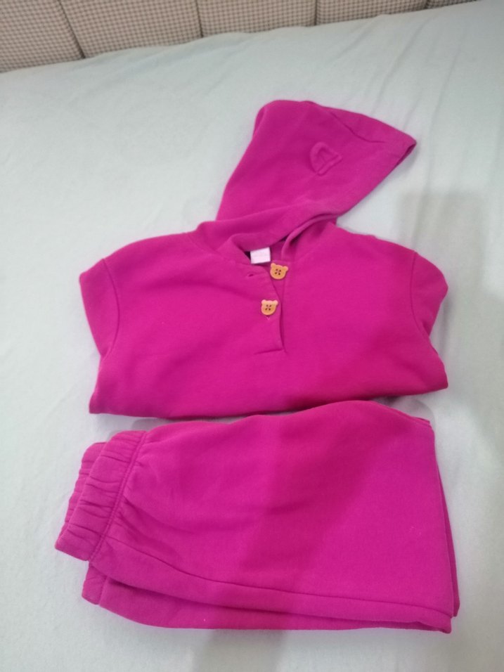 Kız Çocuk Pembe Kapüşonlu Düğmeli Eşofman Takımı - Görsel 2