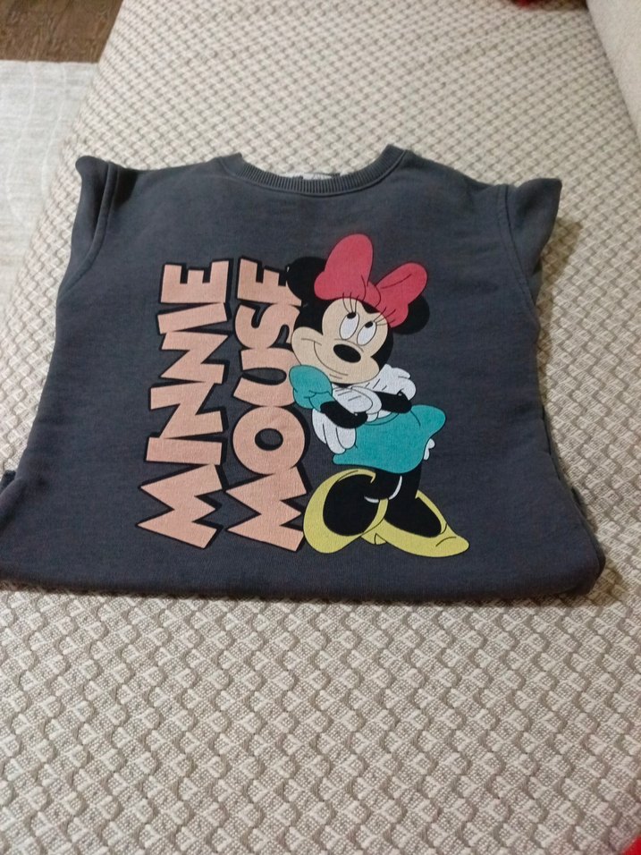 Minnie Mouse Baskılı Gri Kız Sweatshirt - Görsel 2