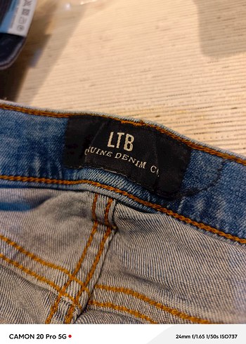 Kadın Mavi Bol Kesim Midi Kot Pantolon - Görsel 2