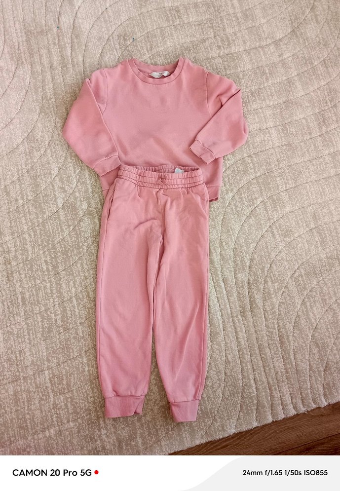 Kızlar İçin Pembe Rahat Sweatshirt ve Eşofman - Görsel 3