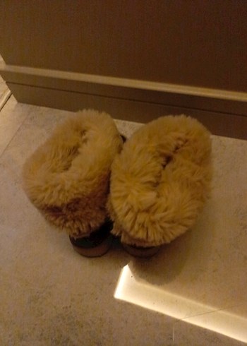 Kahverengi Süet Kadın Dolgu Topuklu Kürklü Bot - Görsel 2