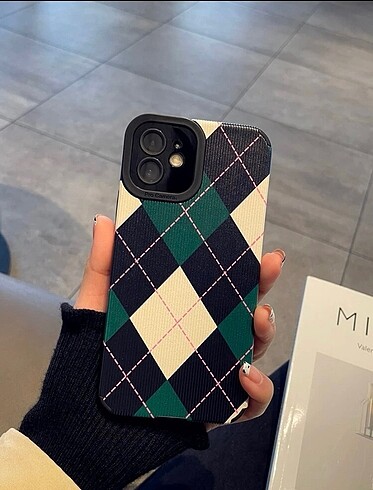 Iphone 11 ekoseli kılıf