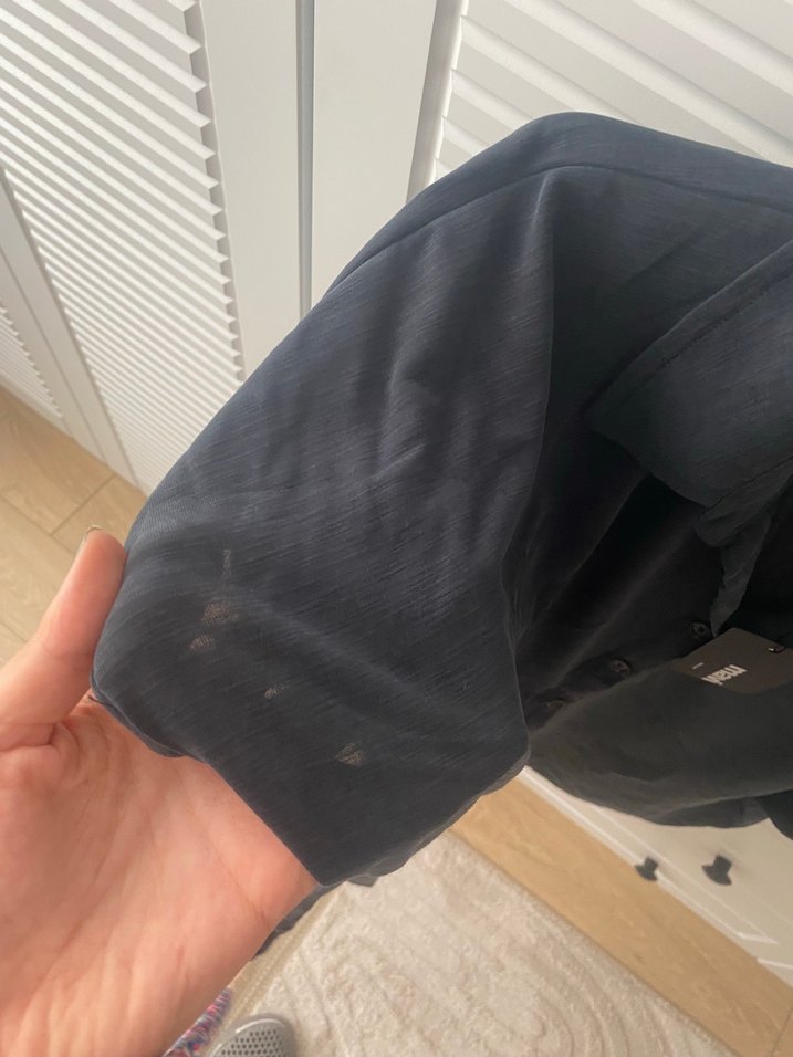 Siyah Tensel Kumaş Gömlek, Kısa Kollu, Salaş Kesim MAVİ JEANS - Görsel 2