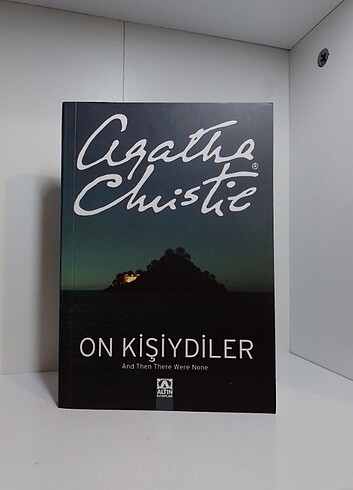 On Kişiydiler - Agatha Christie
