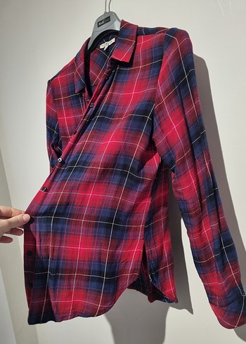 Düğmeli Uzun Kollu Renkli Kadın Gömlek - Görsel 3