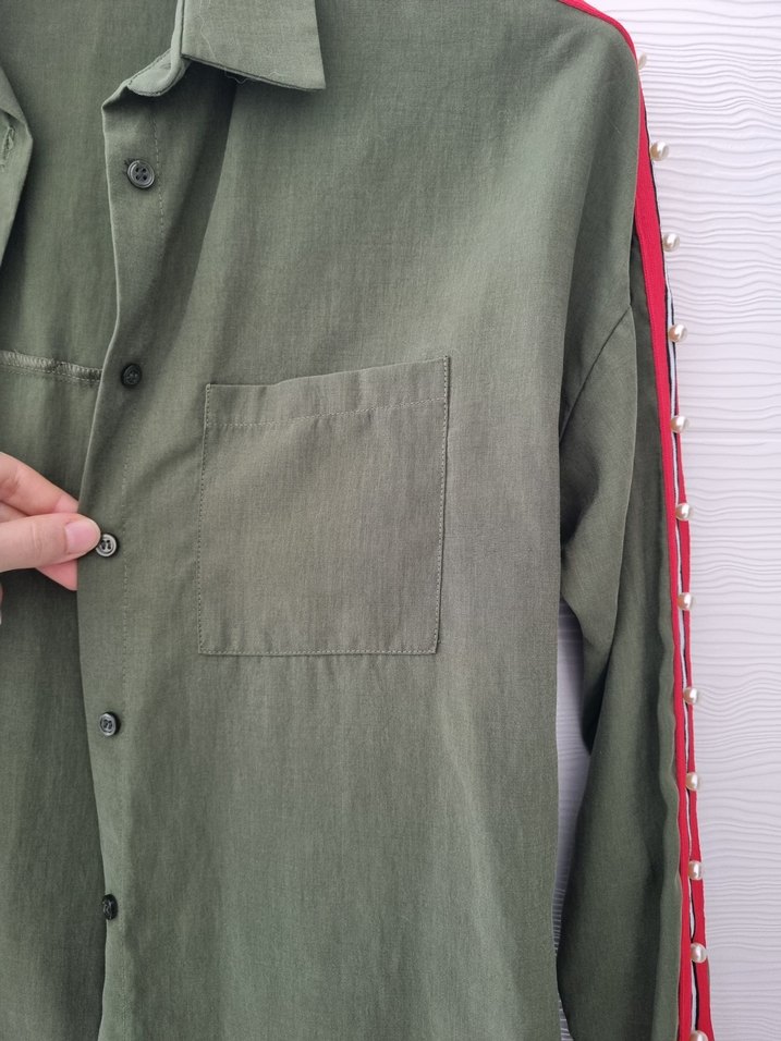 Düğmeli Uzun Kollu Kadın Haki Gömlek - Görsel 2
