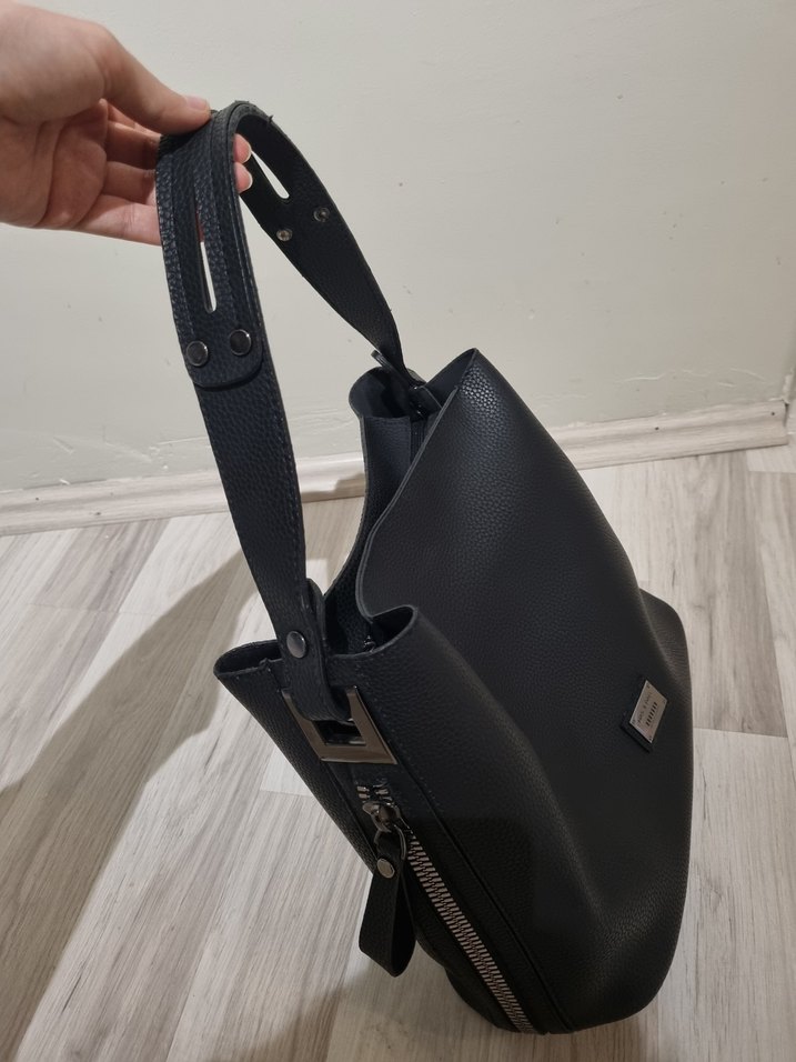 Siyah Deri Kadın Çanta Fermuarlı - Görsel 2