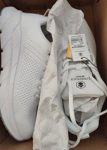 Beyaz Bağcıklı Spor Ayakkabı - Görsel 2