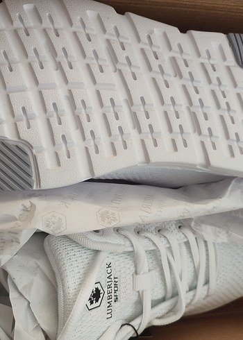 Beyaz Bağcıklı Spor Ayakkabı - Görsel 3