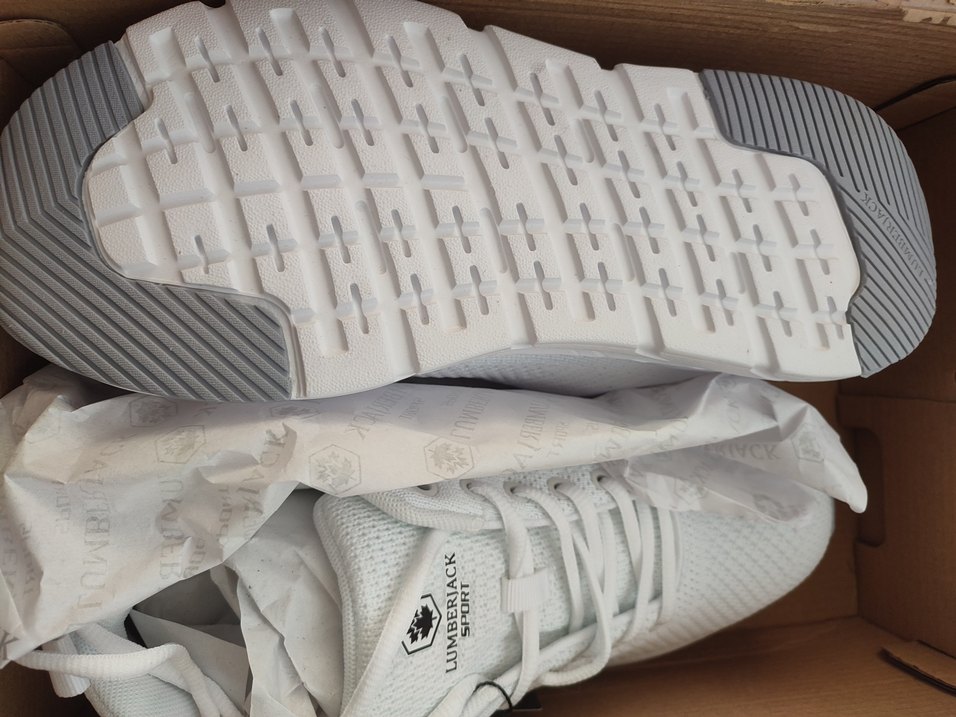 Beyaz Bağcıklı Spor Ayakkabı - Görsel 3