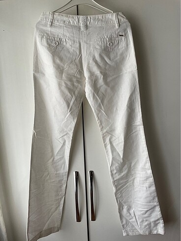 34 Beden beyaz Renk Mango pantolon