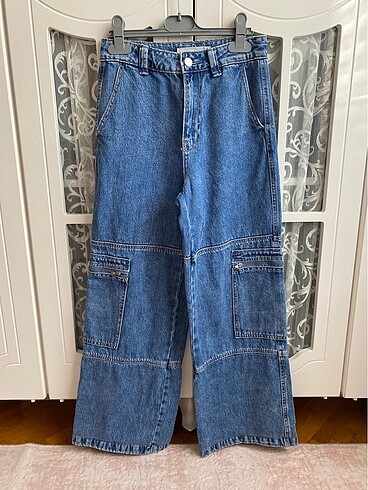 Stradivarius kargo jean