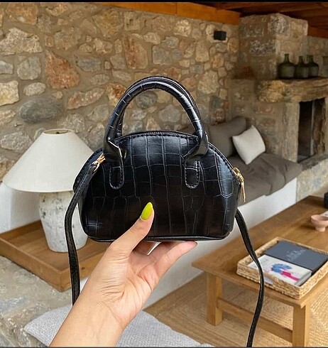 Tutma kulp askılı mini çanta