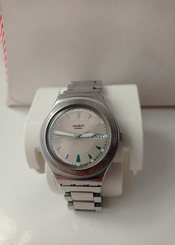 Beden Swatch orjinal 36 mm unisex saat