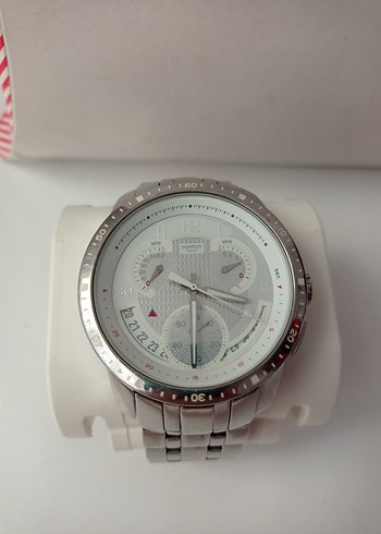 Beden Minimalist Beyaz Swatch Erkek Saati