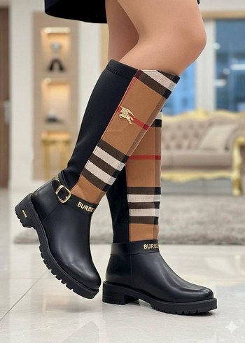 Burberry Kahverengi Desenli Kadin Dizustu Burberry Botlar
