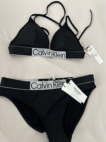 Calvın klein bikini takımı