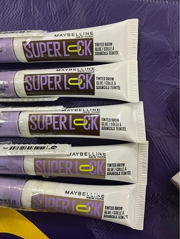 Beden Maybelline kaş sabitleyicisi