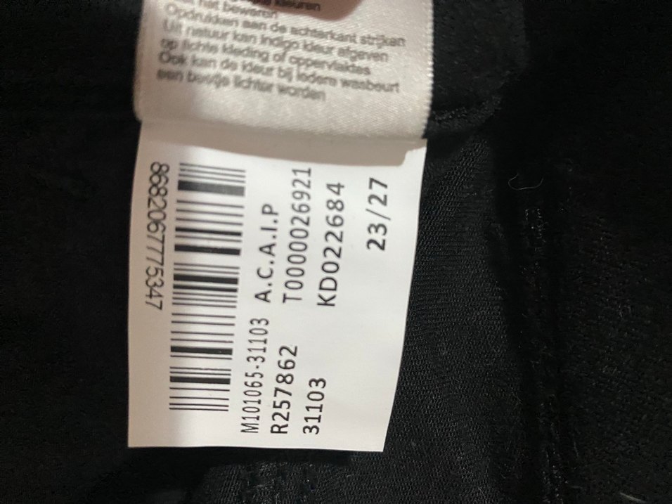 Siyah Jean Pantolon - Görsel 3