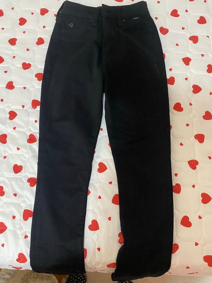 Düğmeli Siyah Dar Kesim Kadın Kot Pantolon - Görsel 3