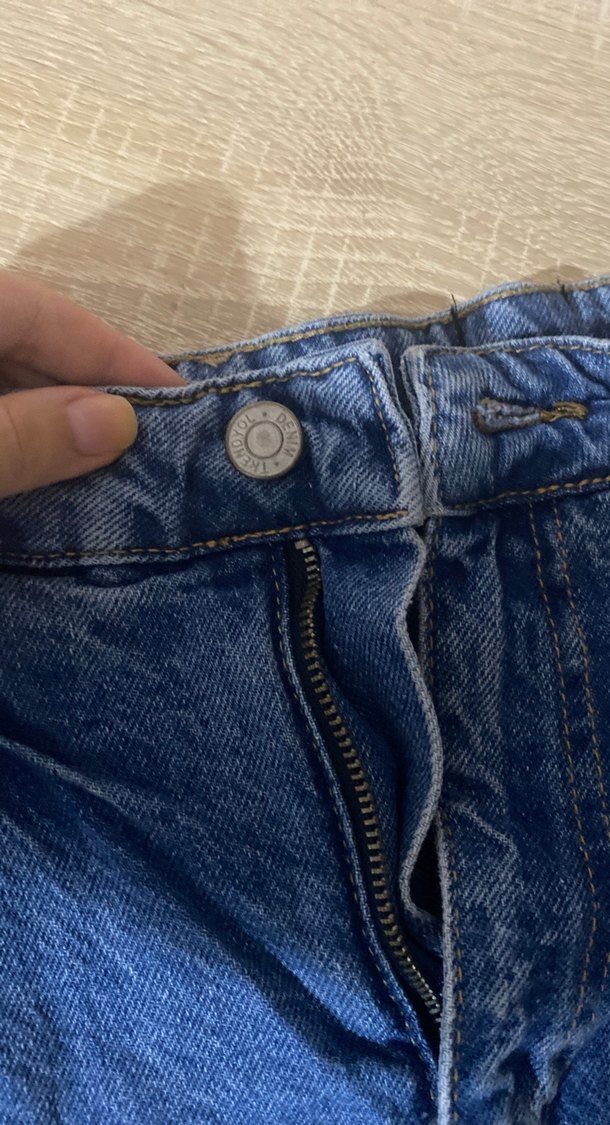 Düğmeli Koyu Mavi Kadın Mini Denim Şort - Görsel 2