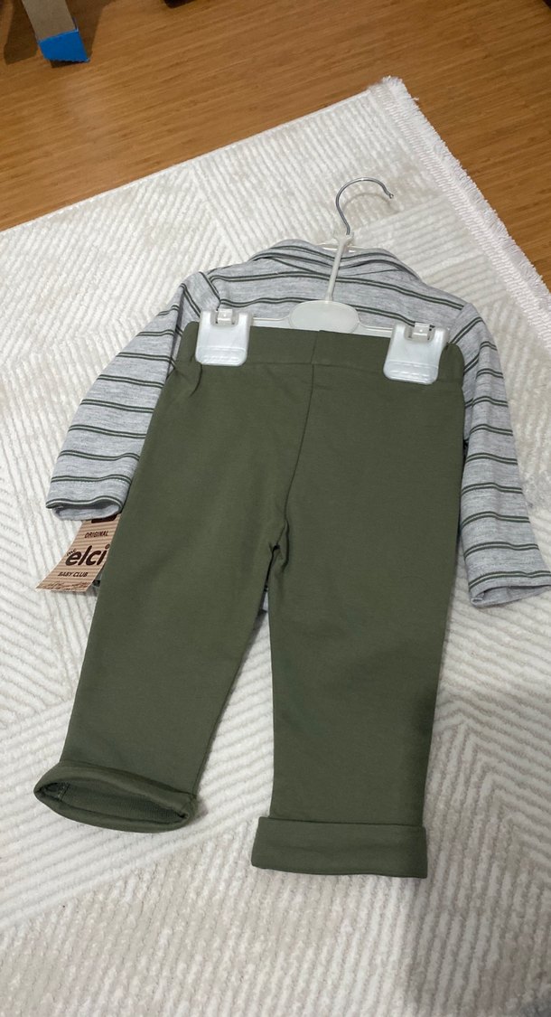 Gri Çizgili Bebek Takım Elbise - Görsel 2