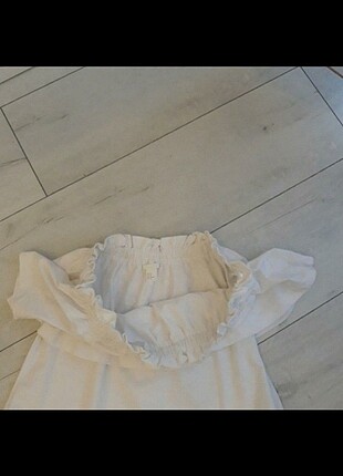 m Beden beyaz Renk Madonna yaka elbise