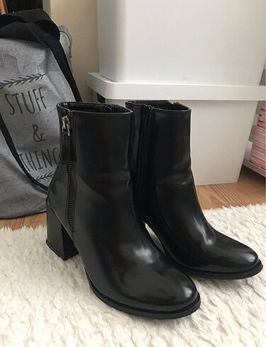 Nine West Nine west bot