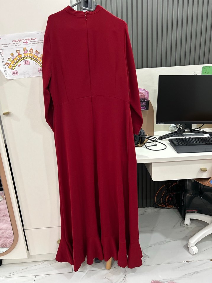 Bordo İşlemeli Uzun Kollu Uzun Elbise - Görsel 4