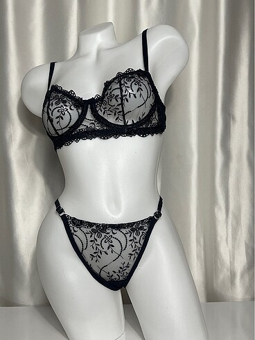 Blacberry Bra Set