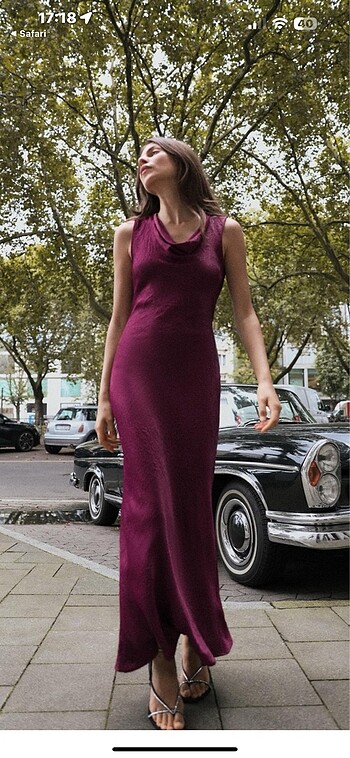 Zara sırtı açık saten elbise