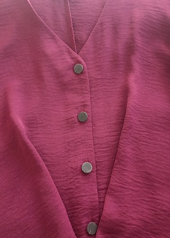 Bordo V Yaka Düğmeli Kadın Gömlek - Görsel 8