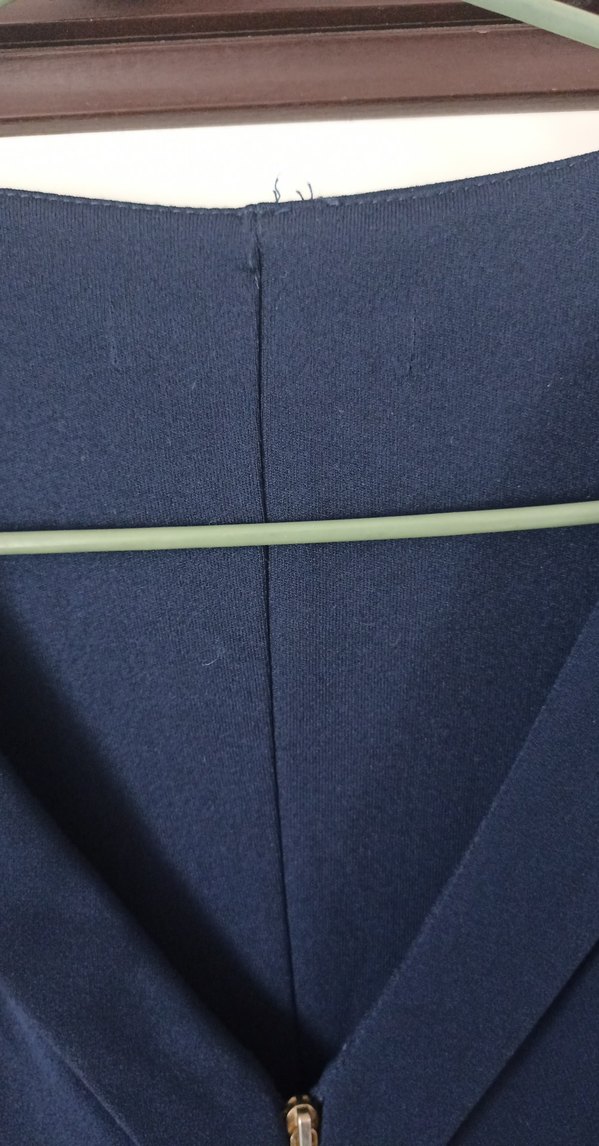 Lacivert V Yaka Midi Kalem Elbise - Görsel 4