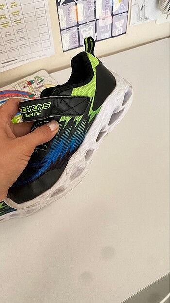 29 Beden Skechers çocuk ayakkabısı