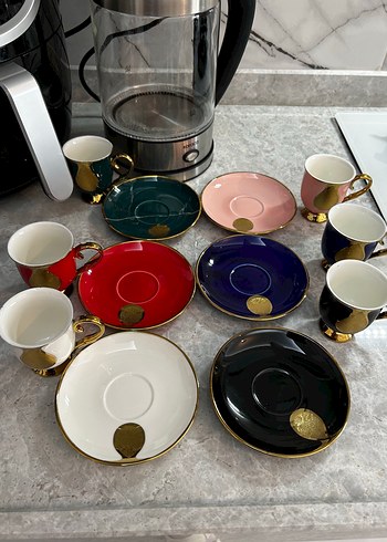 Altın Detaylı Renkli Seramik Fincan Seti - Görsel 3