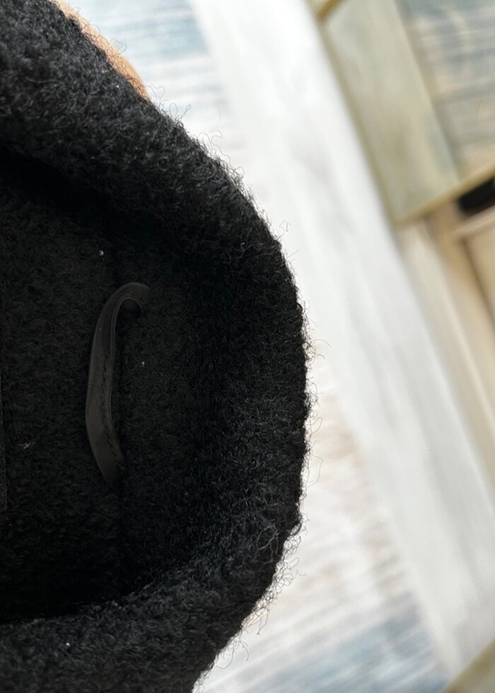 Siyah keçe kaban - Görsel 3