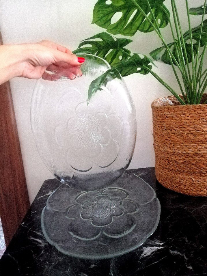Şeffaf Çiçek Desenli Cam Tabak - Görsel 4
