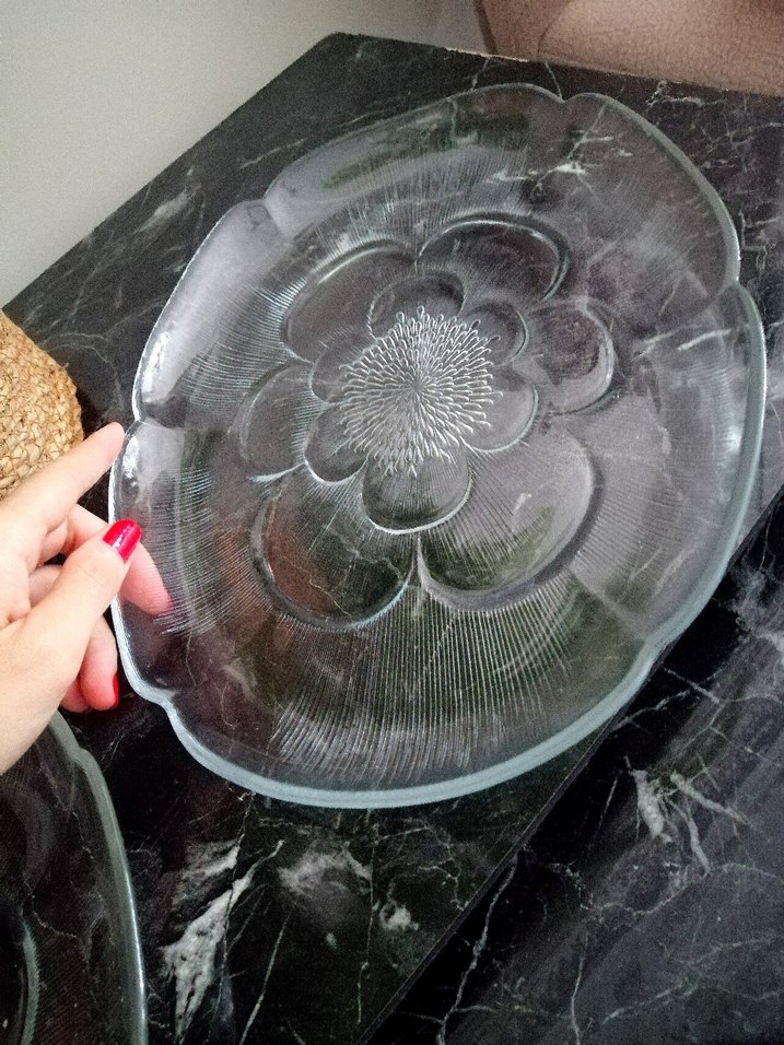 Şeffaf Çiçek Desenli Cam Tabak - Görsel 2