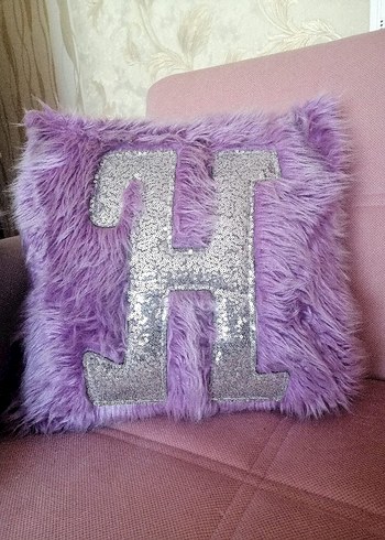 Lila Peluş Payetli Kırlent - Görsel 2