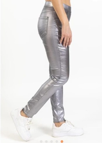 Gri Metalik Kadın Skinny Pantolon - Görsel 2