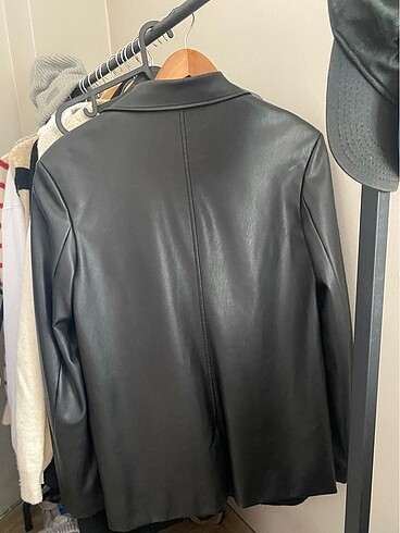 m Beden siyah Renk Bershka deri blazer