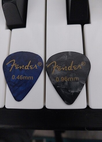 Fender gitar pena 