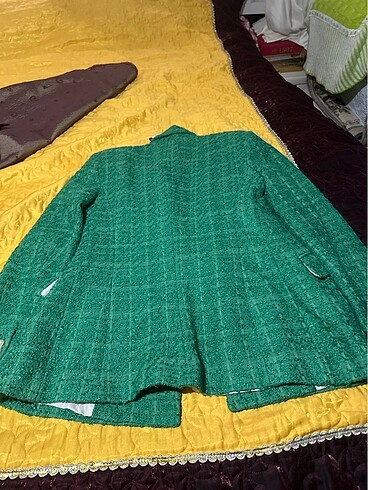 m Beden yeşil Renk Boy 70 cm koltuk altı arası 40 cm