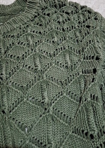 Yeşil delikli örgü kazak - Görsel 3